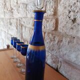 Carafe and 4 liqueur glasses
