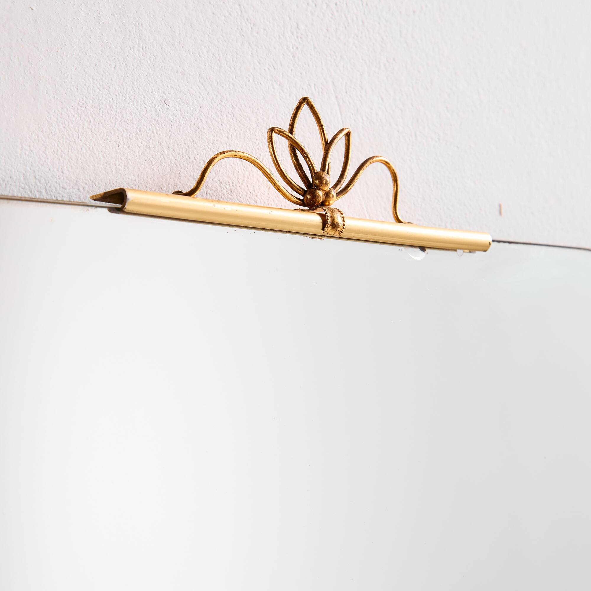 MK11290 Metal framed mirror