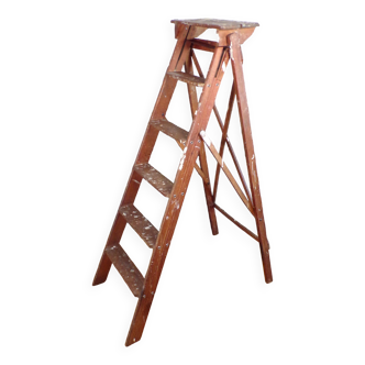 Old painter's stepladder 6 steps