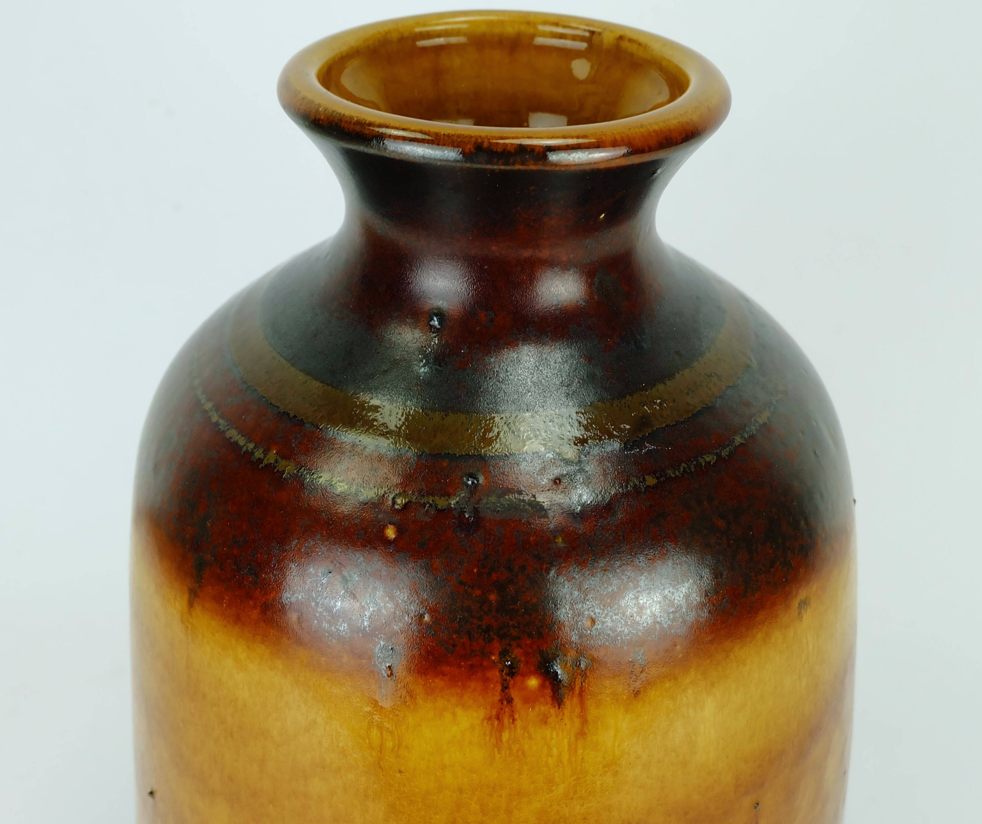 large 60s VASE ceramic model no. 1109/1 amber with red and brown