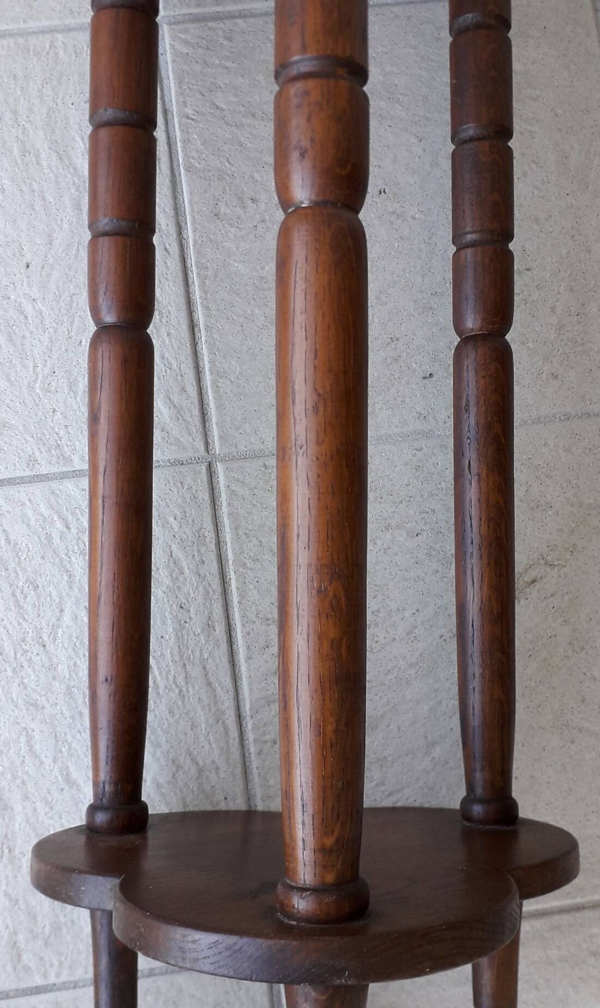 Sellette en bois
