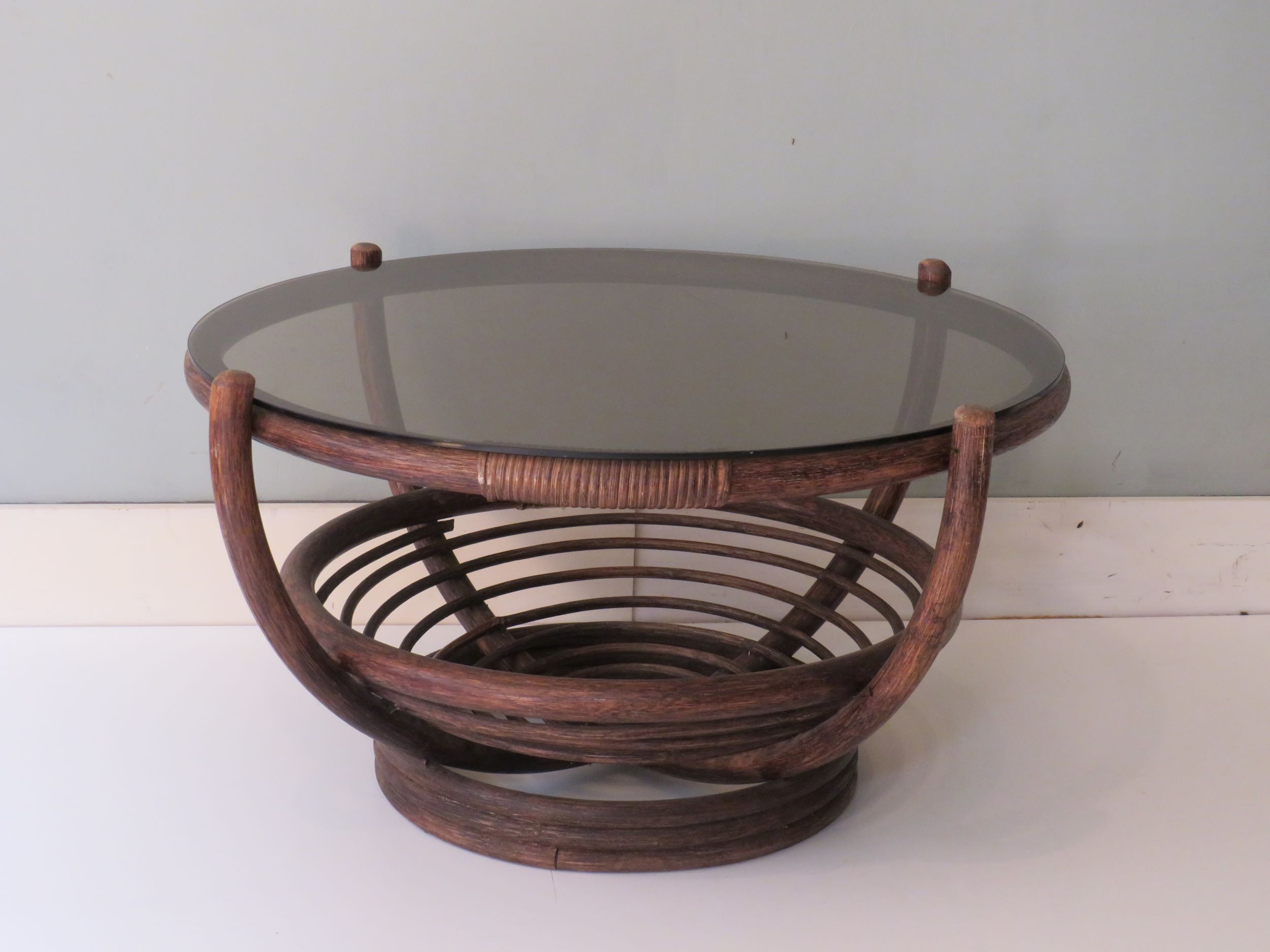Round coffee table in bamboo, rattan, manou, Italy 1970