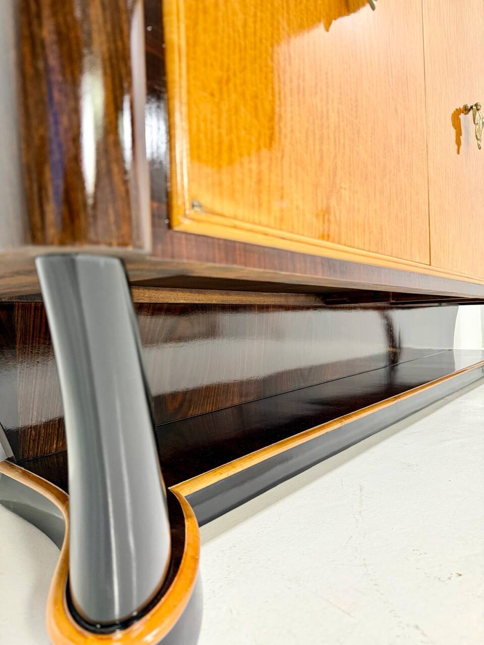 Italian Art Deco Sideboard Attributed to Osvaldo Borsani in Maple, Late 194