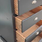 Renovated craft furniture