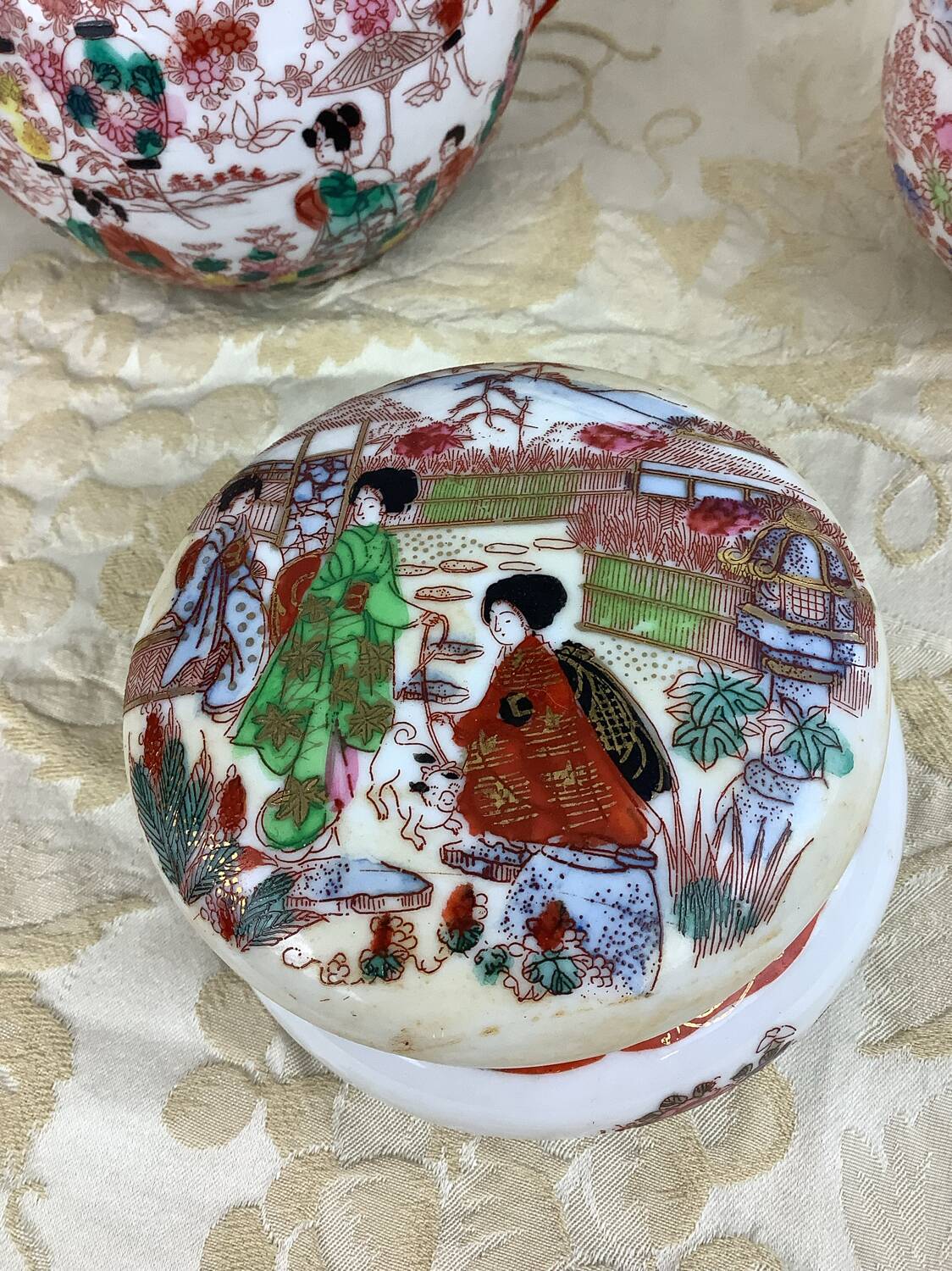 Ensemble Porcelaines Japonaise