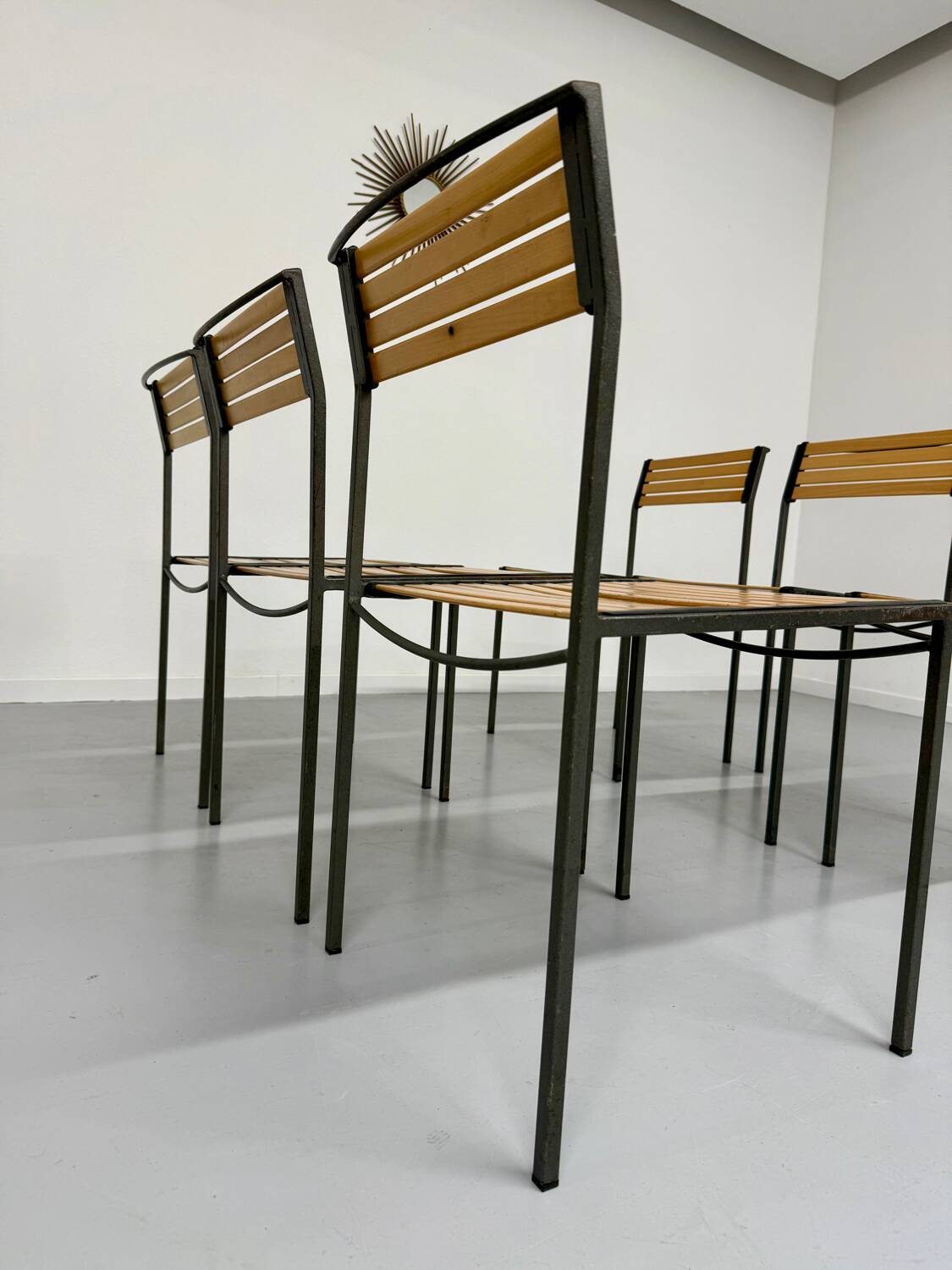 6 old metal and wood chairs, Italian design from the 80s, vintage