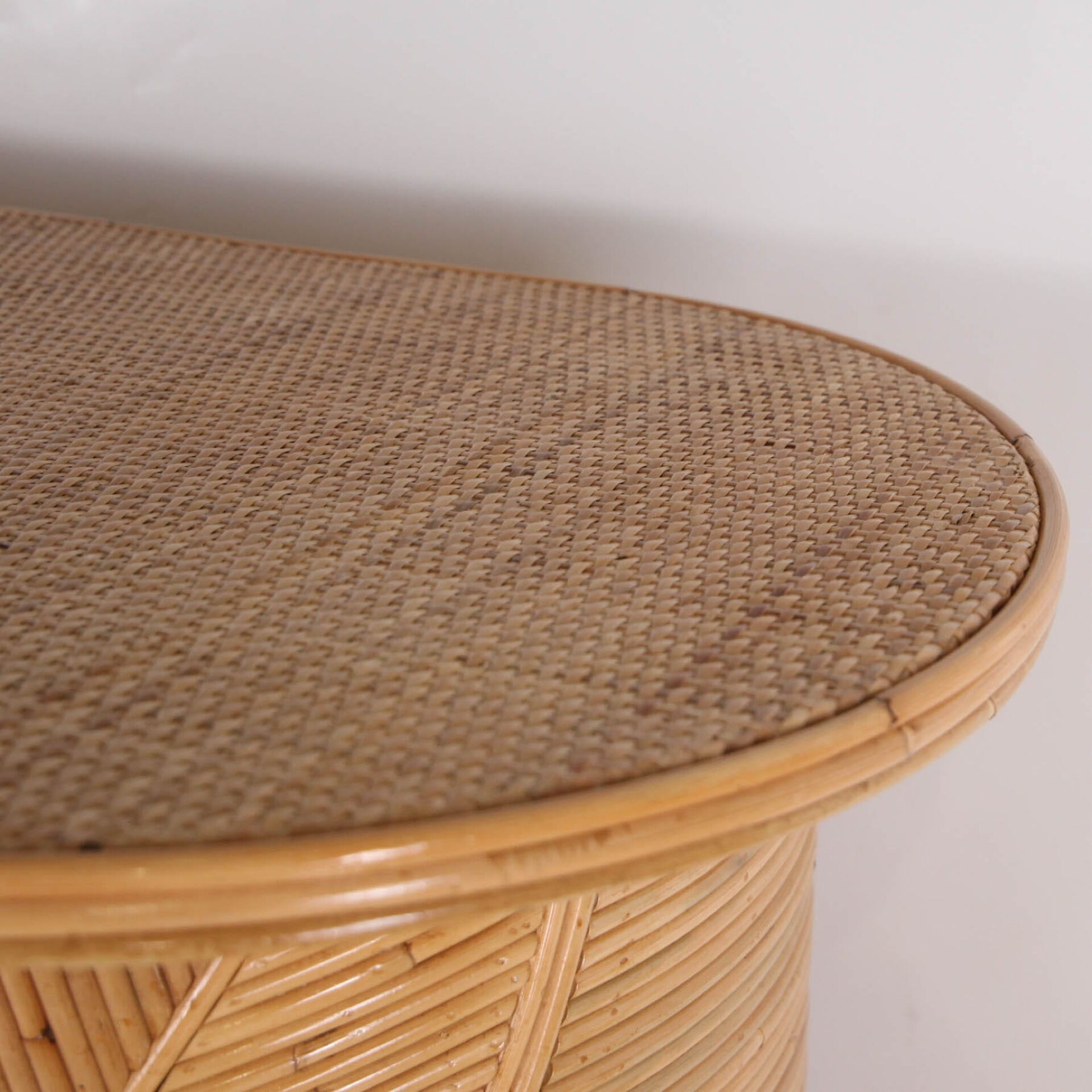 Rattan "leaves" console
