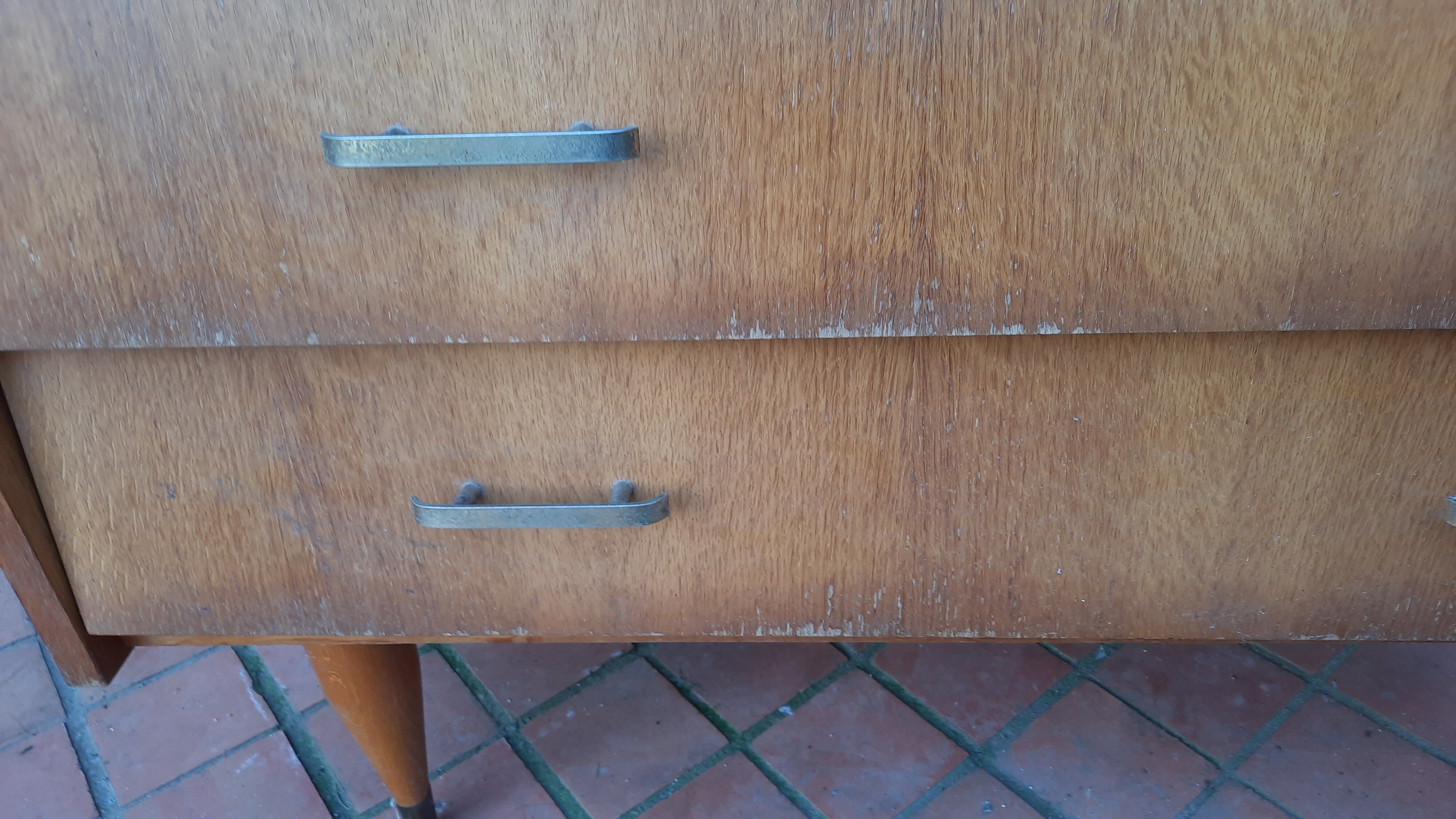 Showcase cabinet chest of drawers spindle foot