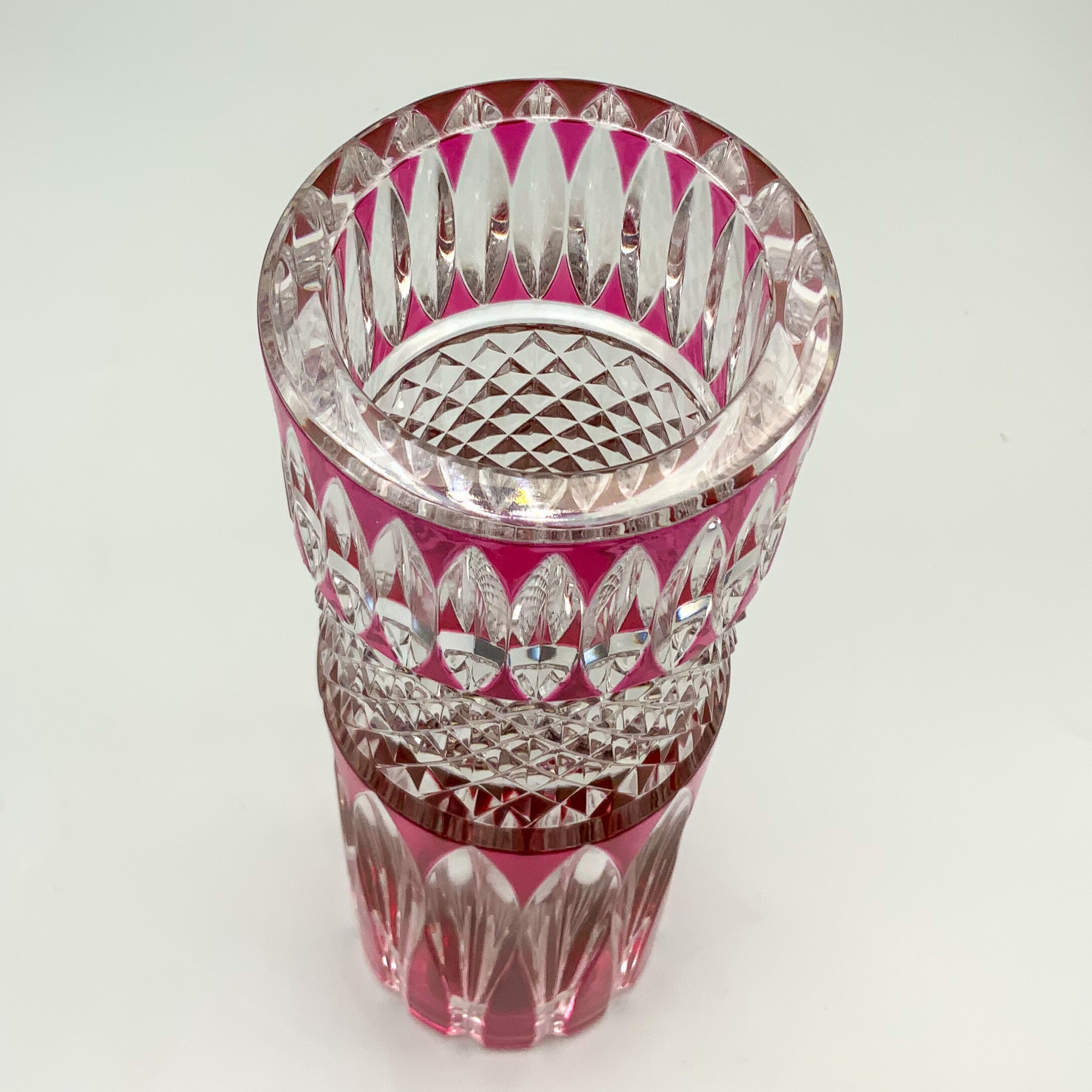 Fuschia scroll vase Val Saint Lambert