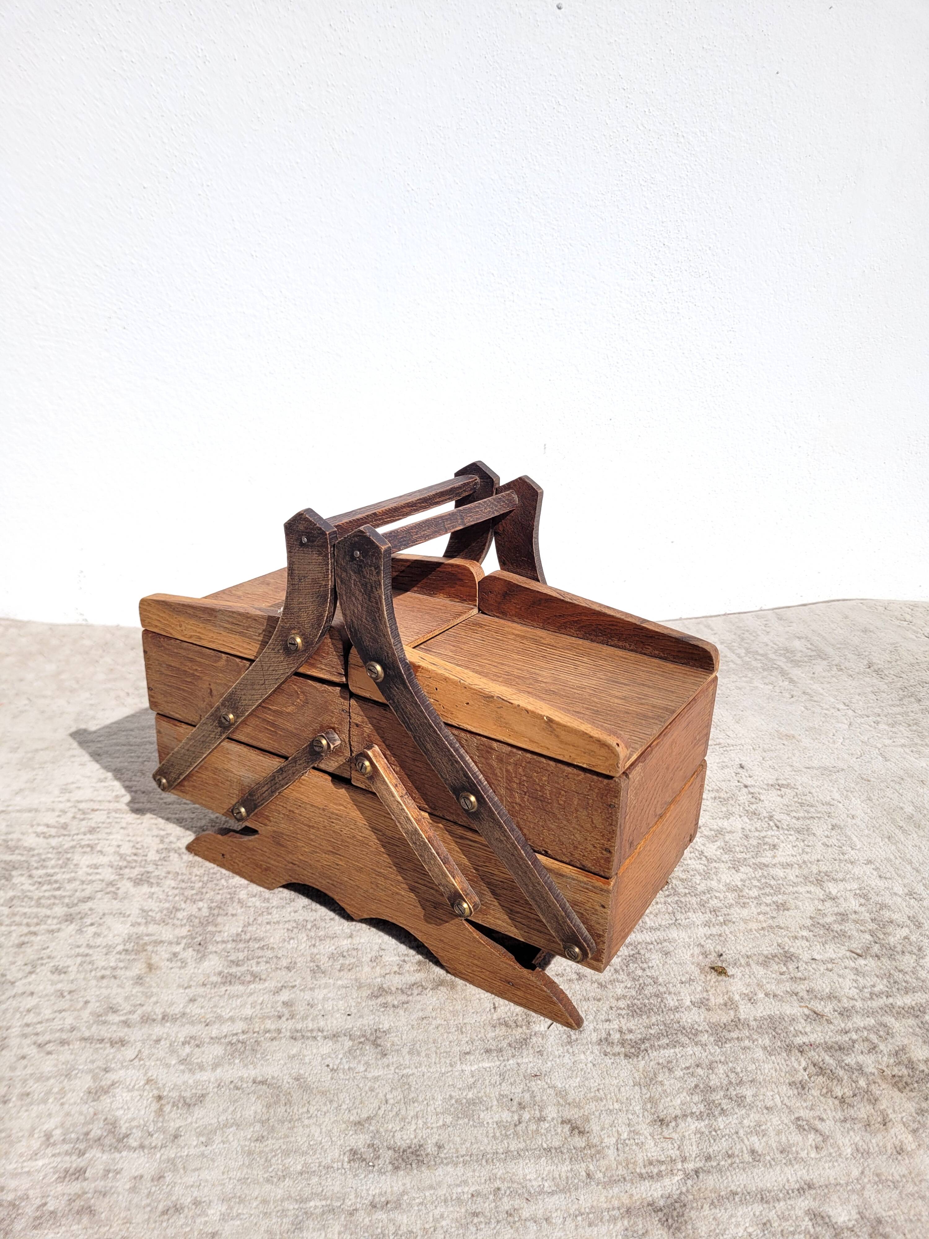 Small vintage sewing box worker