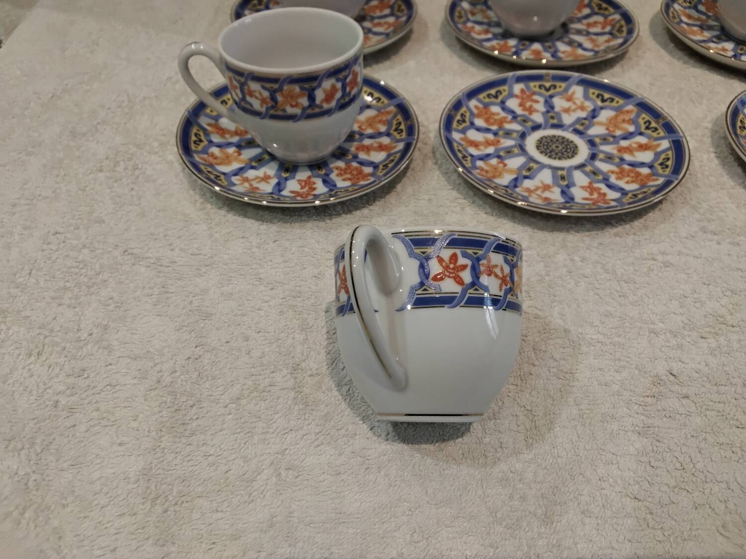 6 cups and 6 saucers, Christofle porcelain, Oceana Ginkgo blue pattern