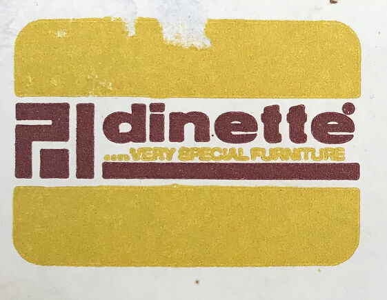 1960s/70s oval monger room table