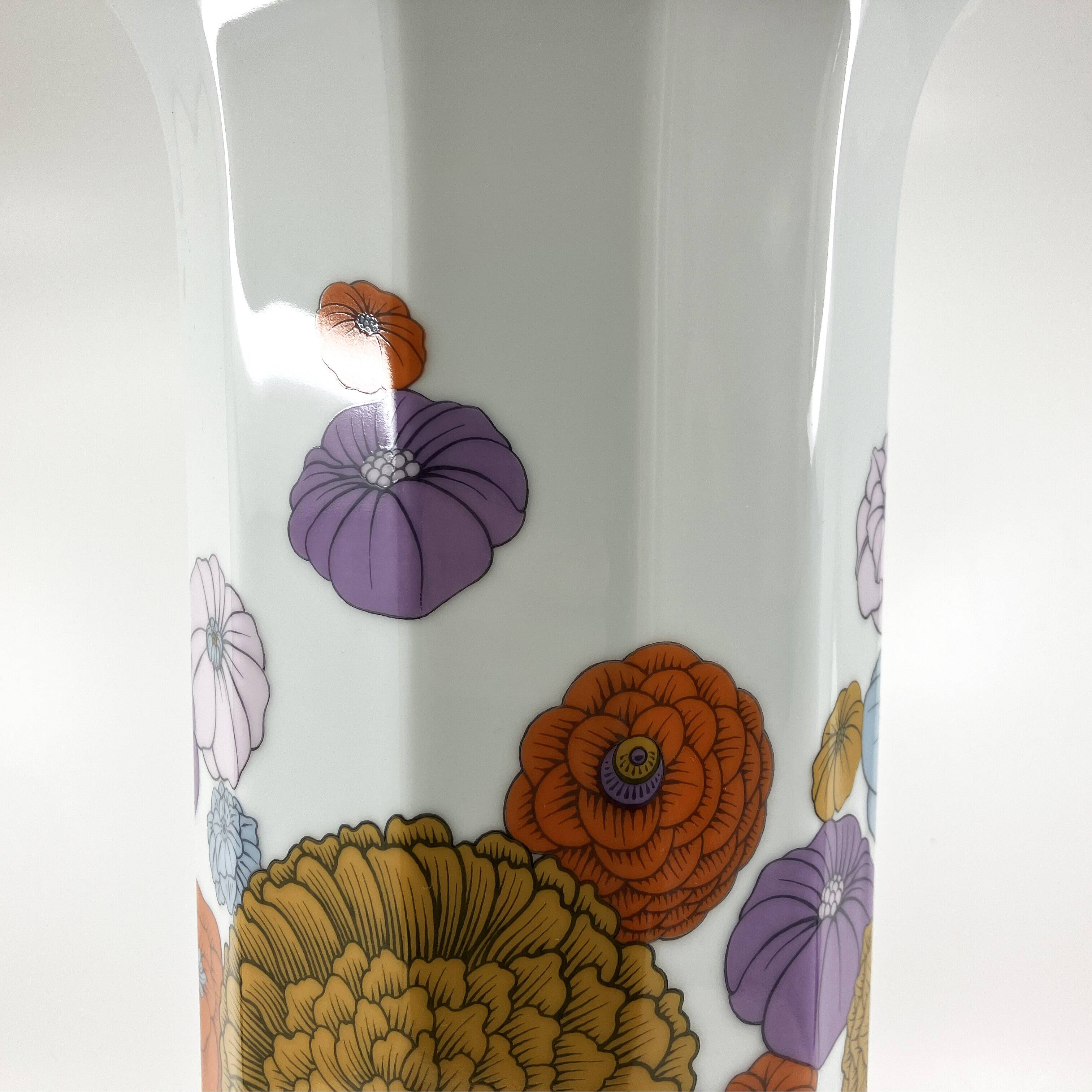 Large porcelain vase • Rosenthal • Tapio Wirkkala • Germany 1979