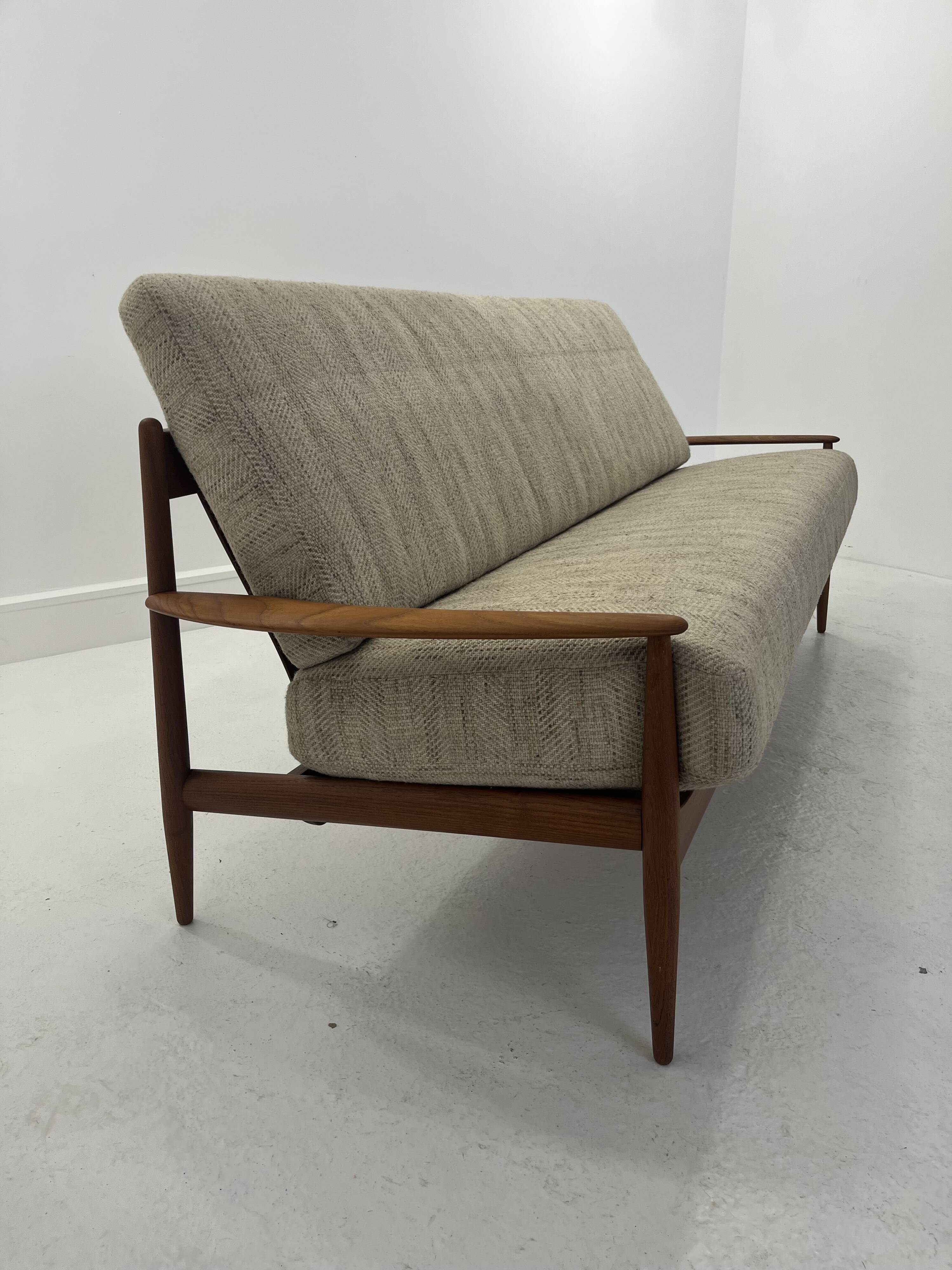 Teak Sofa FD 118 by Grete Jalk for France & Daverkosen, 1950s