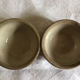 2 bowls