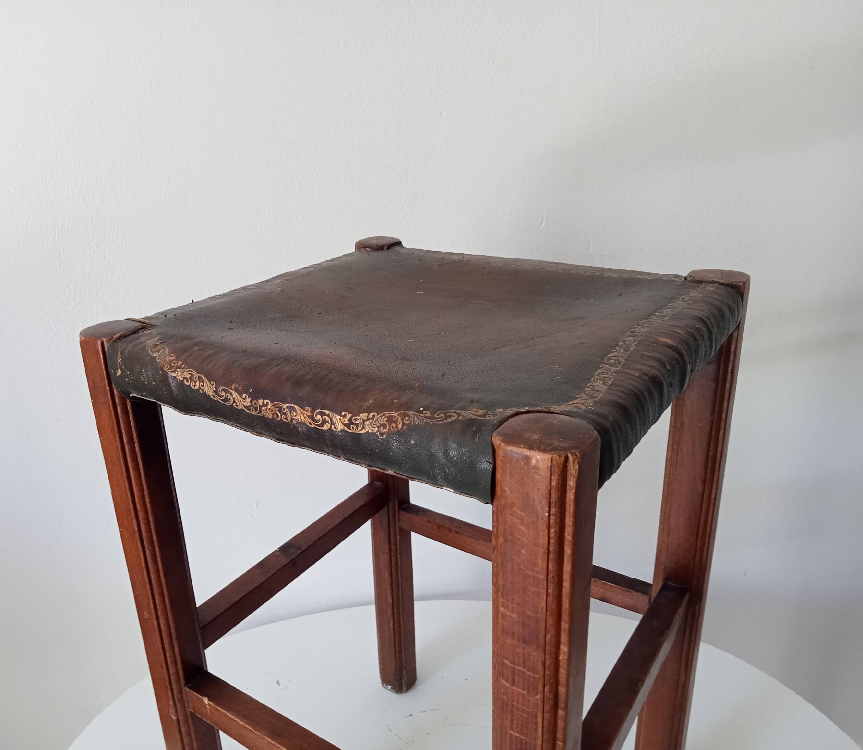 Tabouret ancien anglais en bois et cuir
