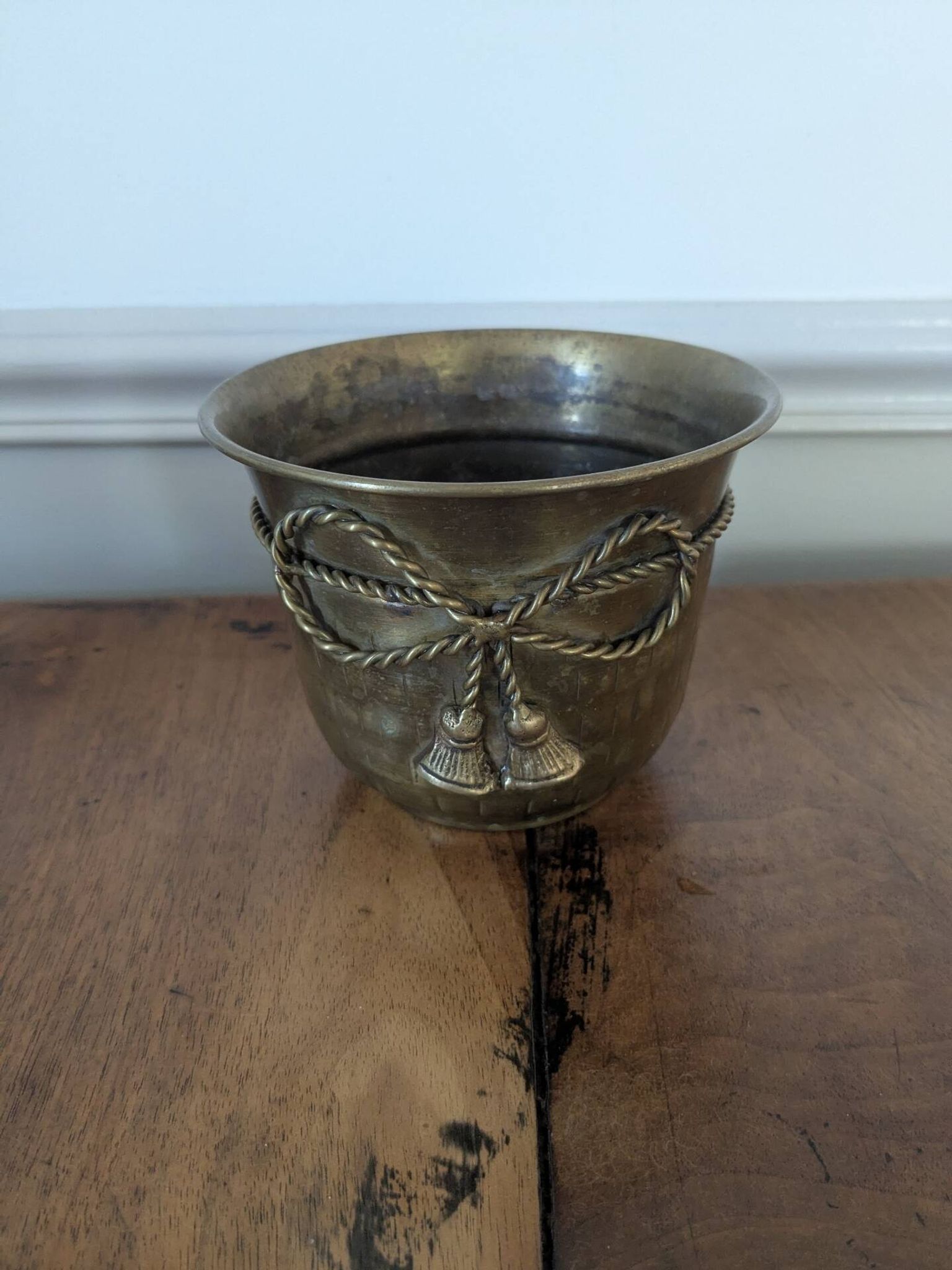 Cache pot en laiton