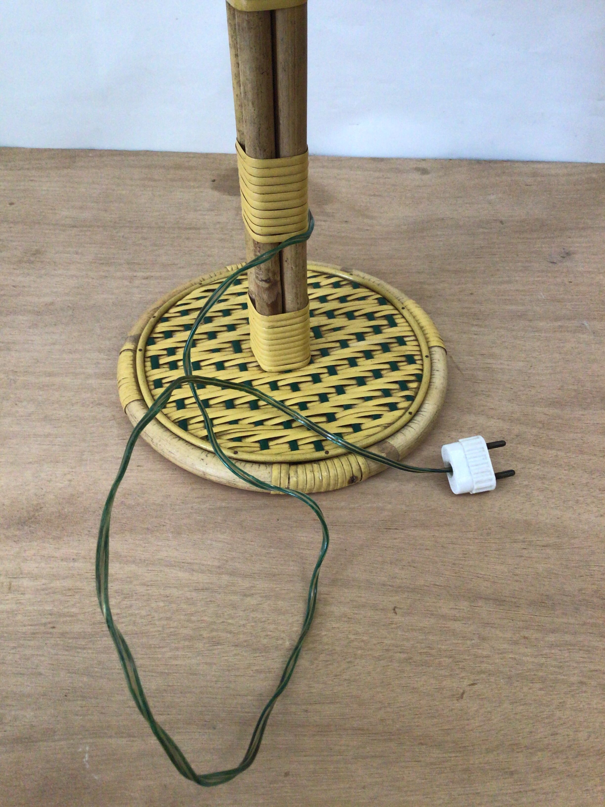 Rattan lamp