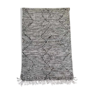 tapis berbère noir zanafi