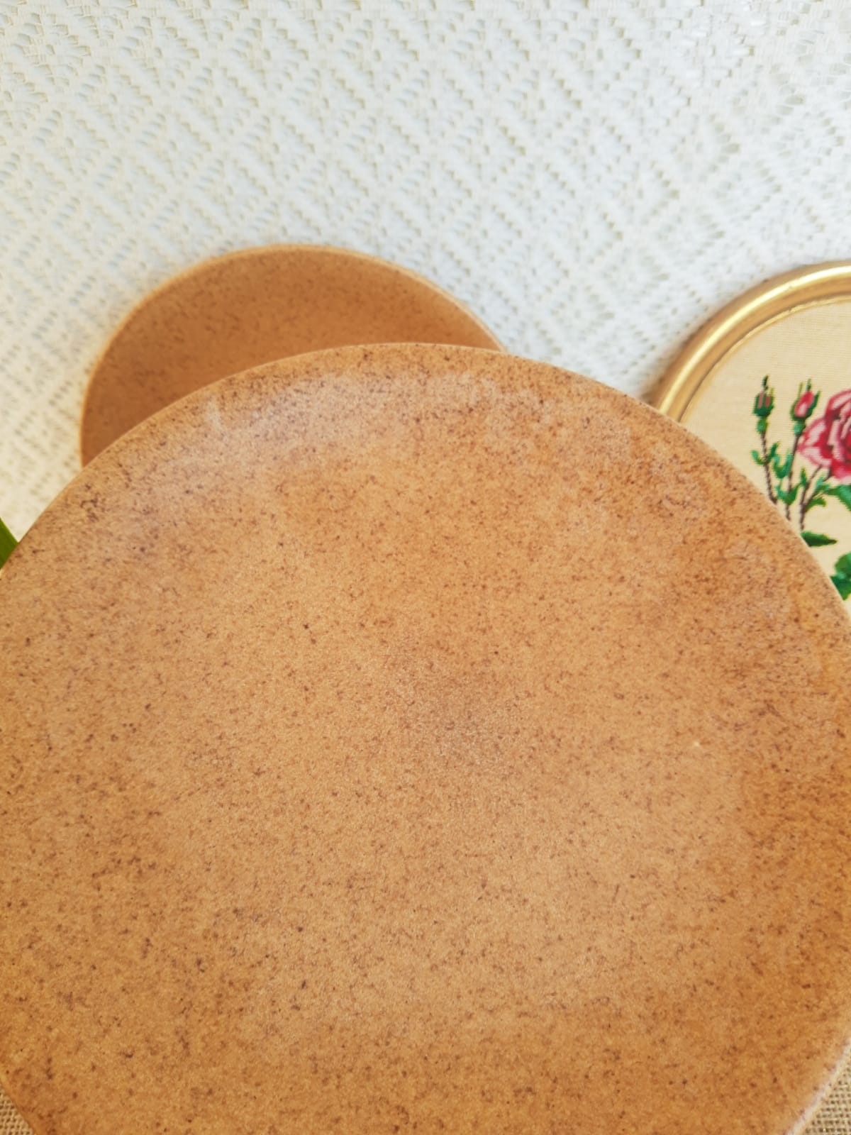 Set of 8 flat plates in Chantilly Longchamp sandstone France vintage