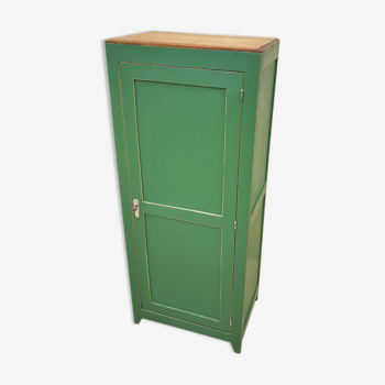 Armoire bonnetière vintage