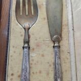 Cake servers