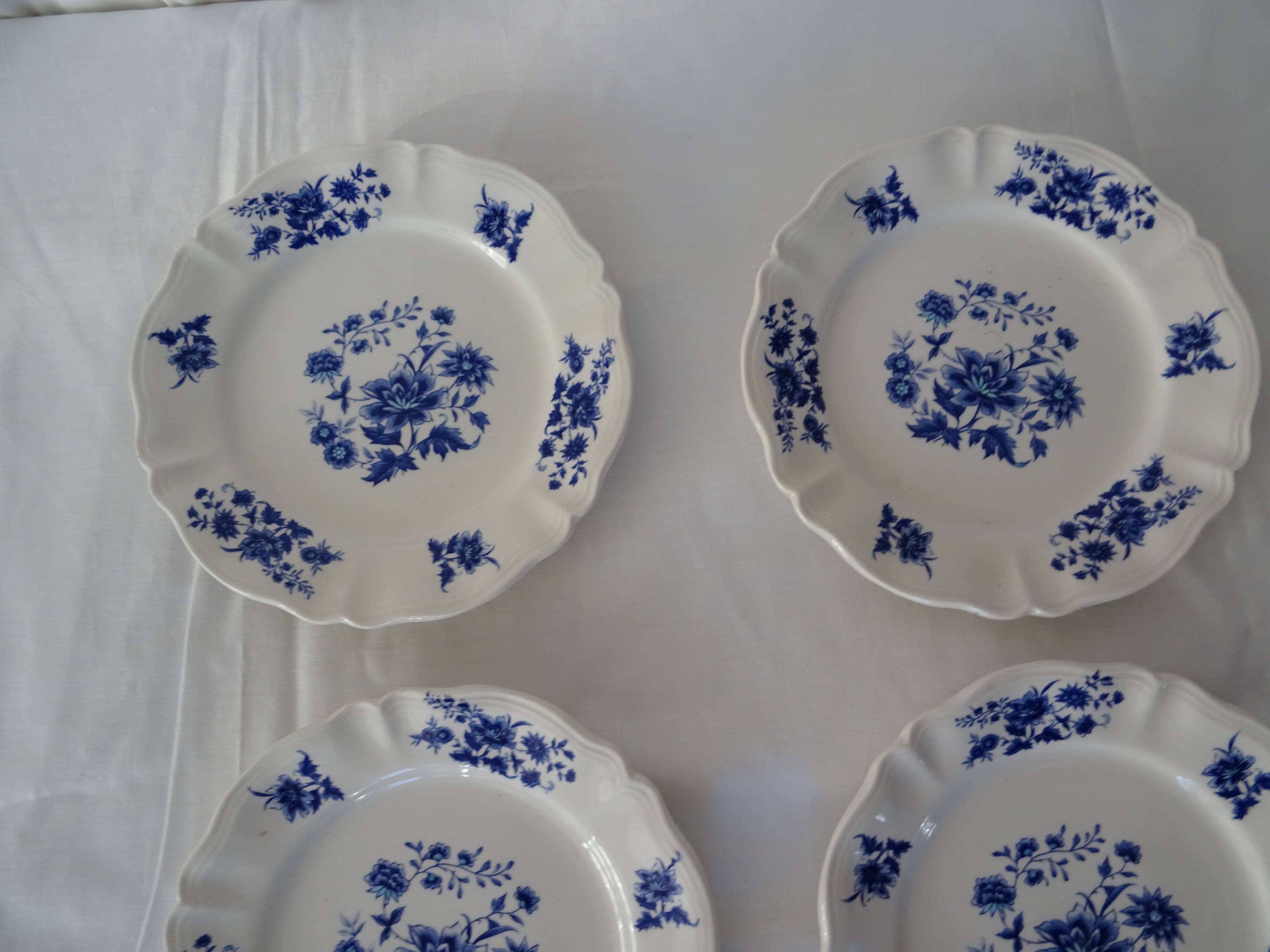 6 Sarreguemines Aubusson plates 429112 blue flowers faience
