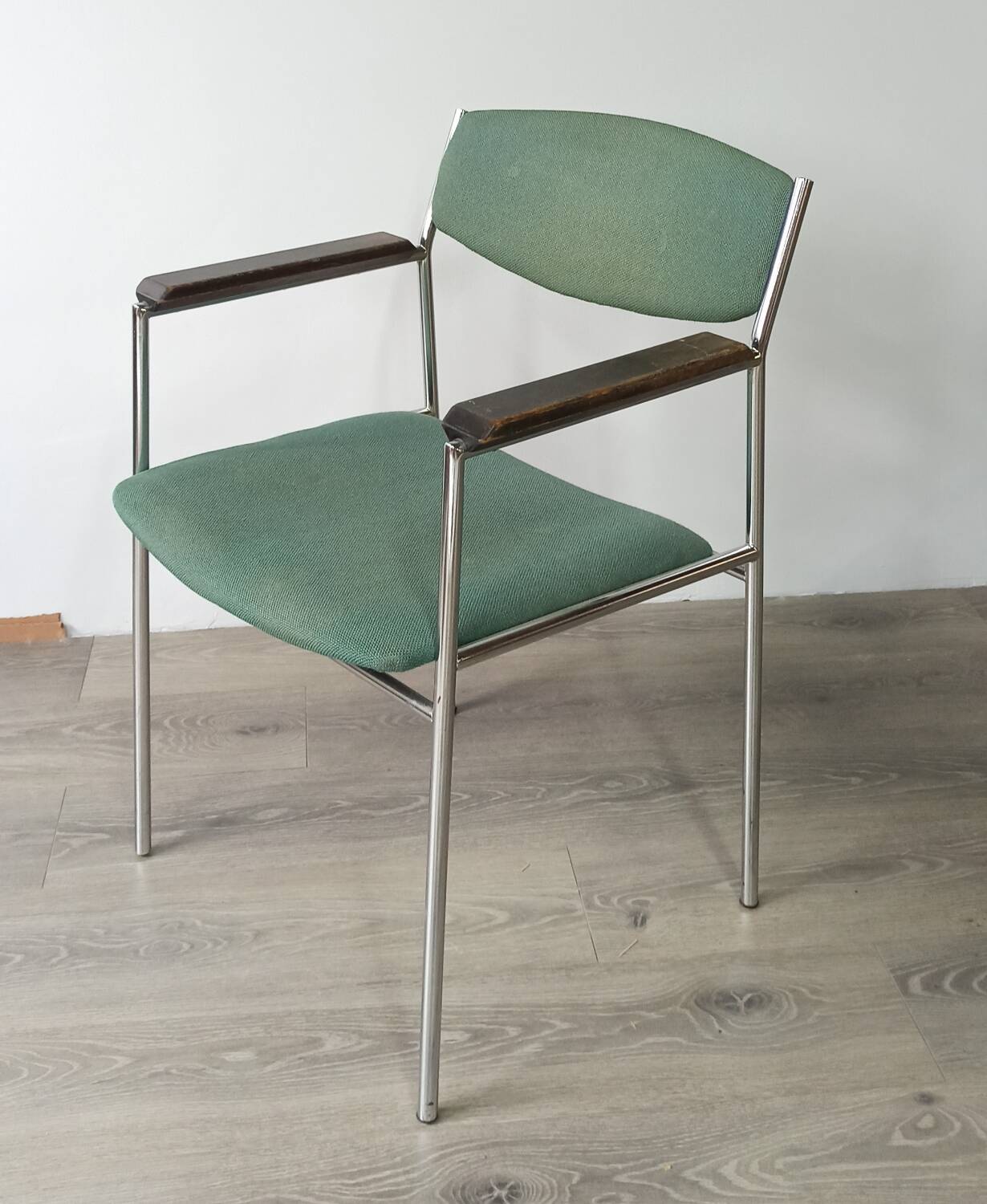 Set of 3 vintage green armchairs by Gijs Van Der Sluis