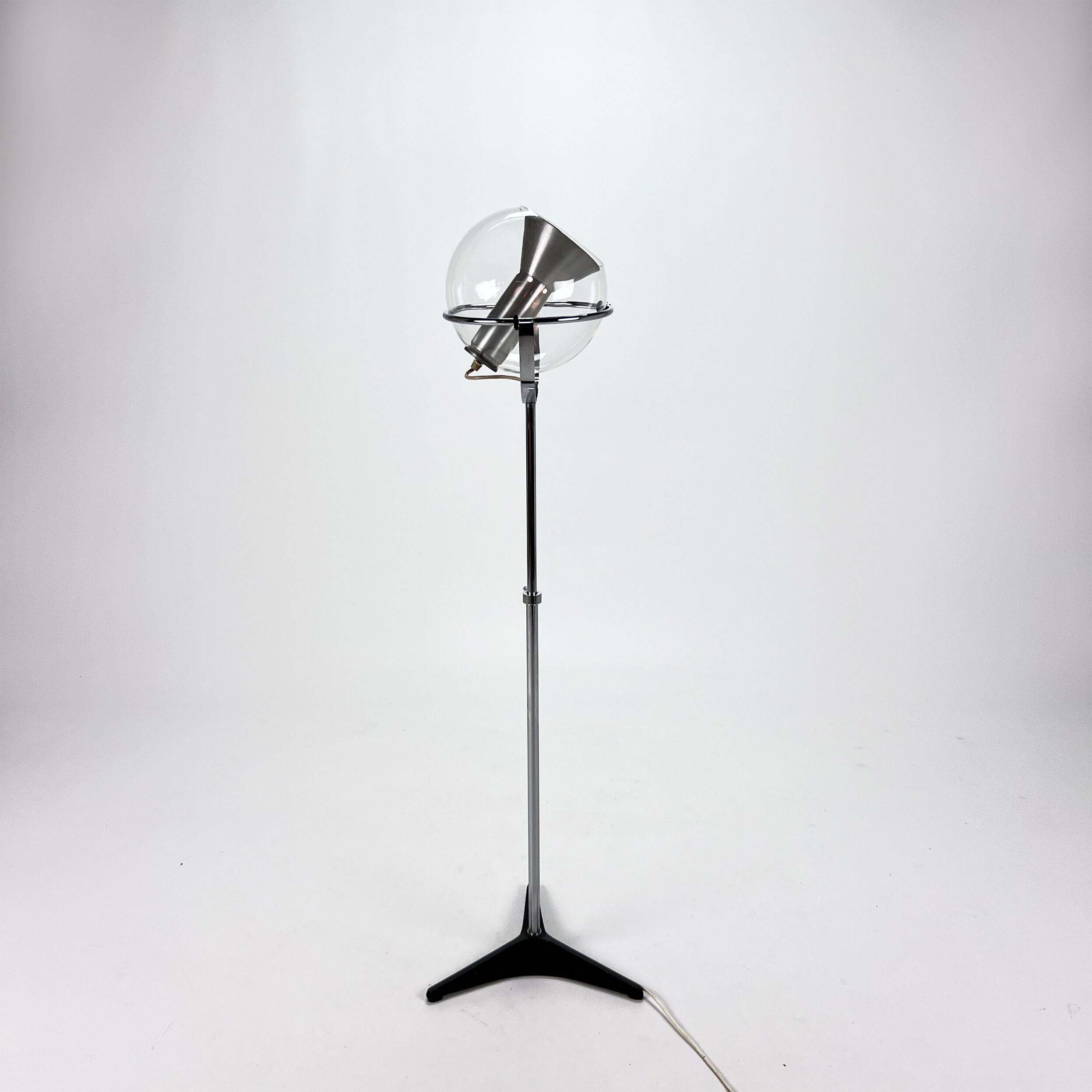 Dutch floor lamp by Frank Ligtelijn for Raak Amsterdam, 1960s