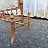 Old gilded wooden screen – Japanese-style fabric