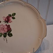 Plat à oreilles de chez Gien modèle "Chinon" en très bon état.