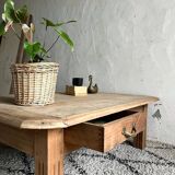Farmhouse coffee table with 2 drawers