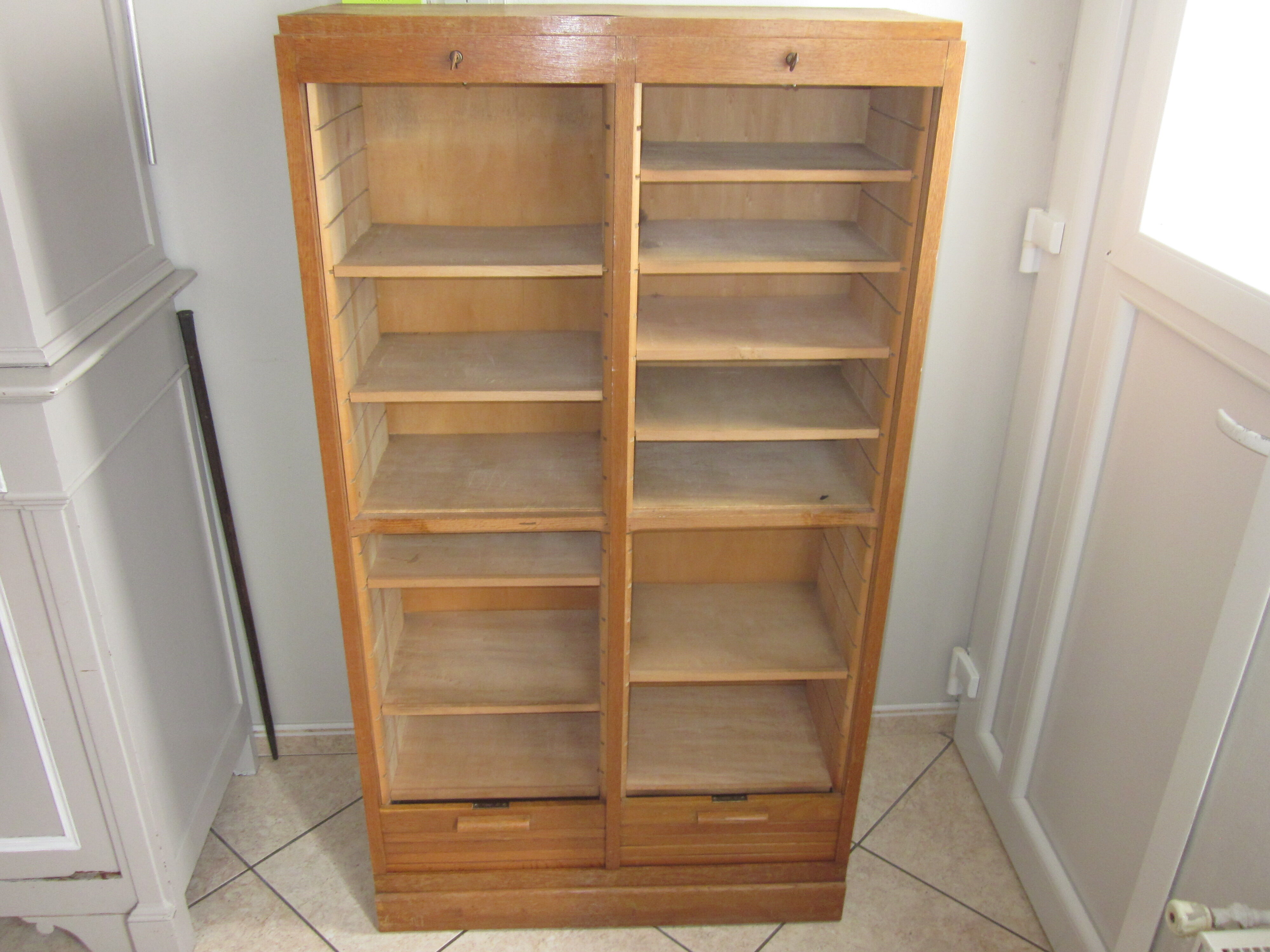 Double curtain binder from the 60s