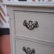Petite commode anglaise patinée lin vieilli