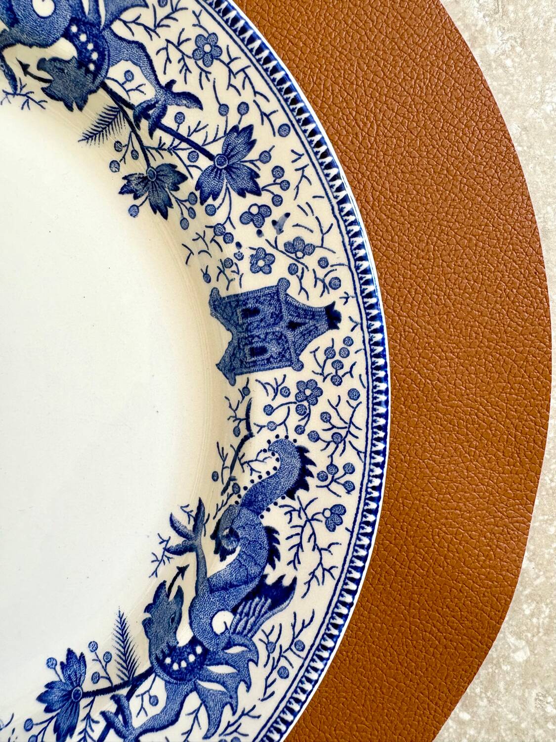 Large plate / dish Boch Dragon 28cm