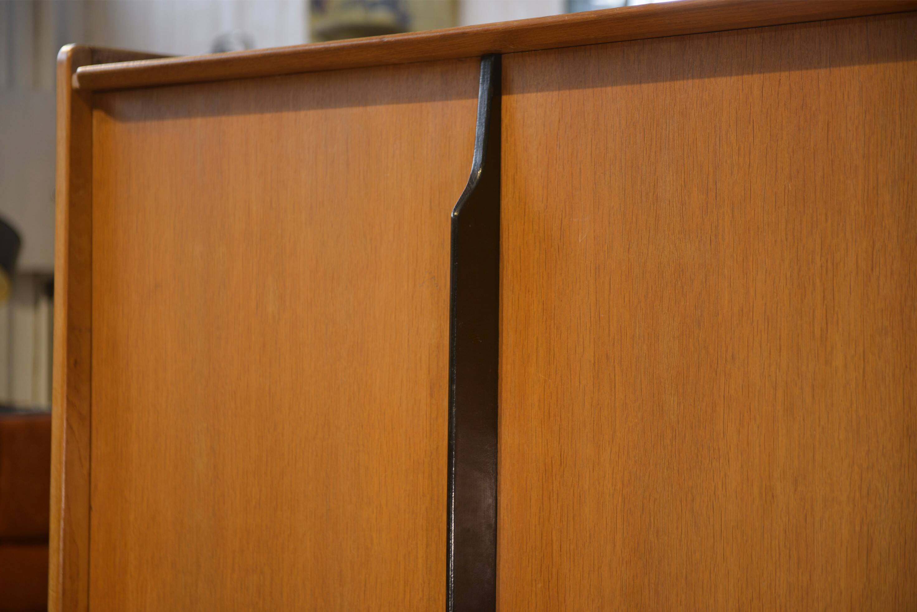Armoire en chêne par Roger Landault 1960’s