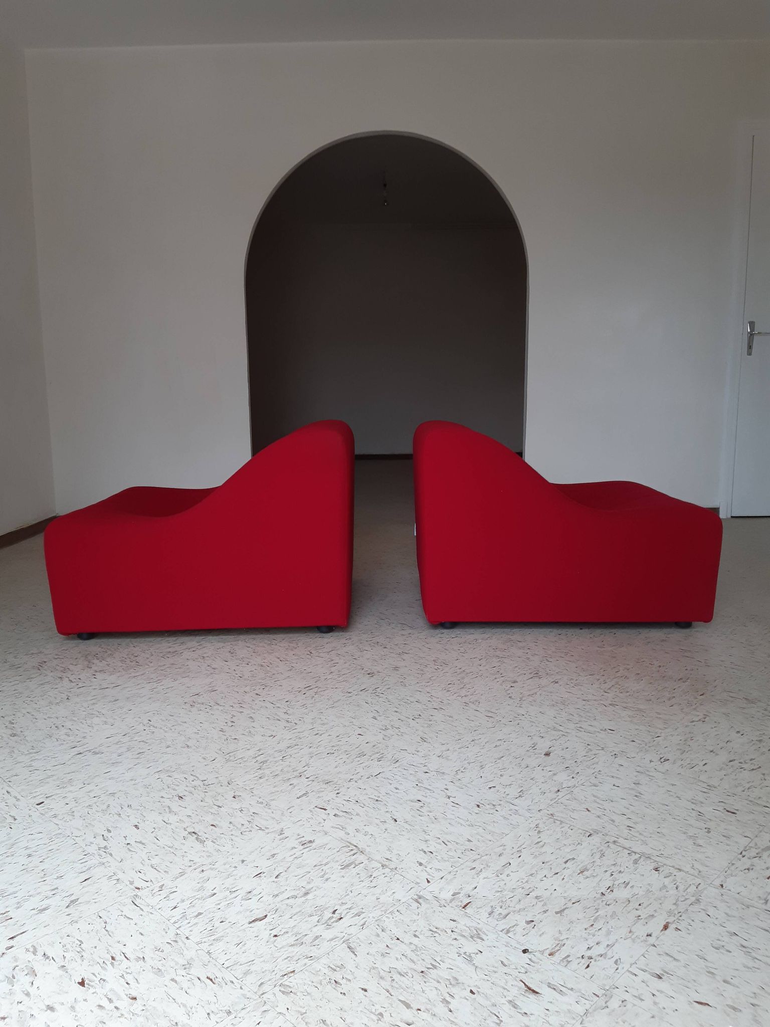 Pair of chromatic swivel armchairs by Kwok Hoi Chan, Steiner