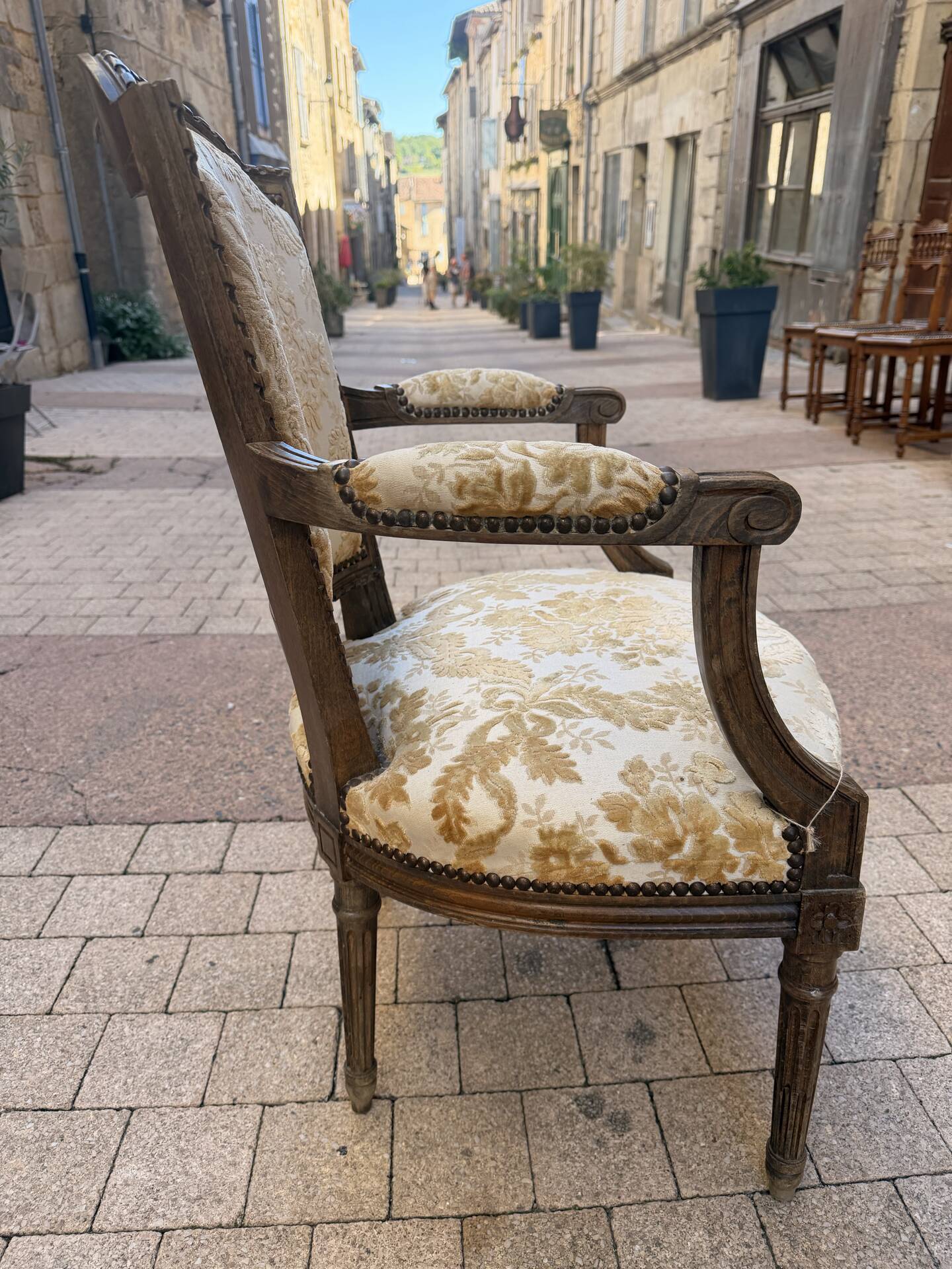 Fauteuil à la reine Louis XVI