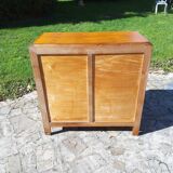 Compass-legged chest of drawers