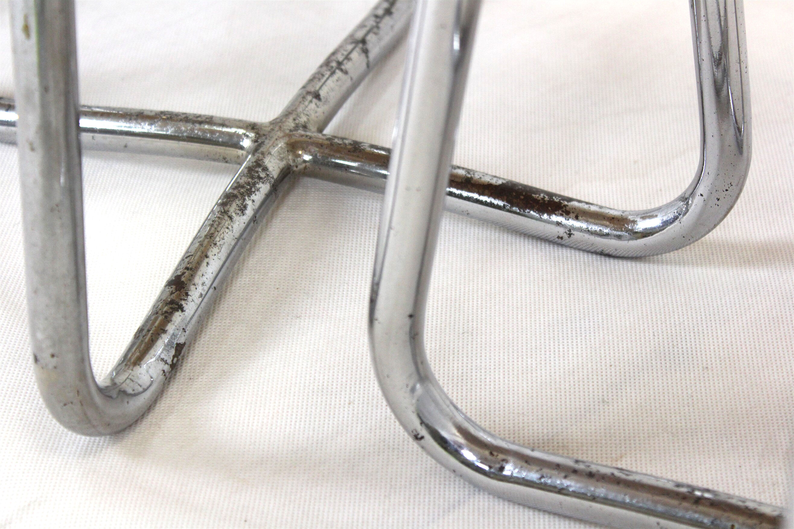 Ensemble de 3 tabourets en acier tubulaire chromé Bauhaus par Robert Slezak, années 1930