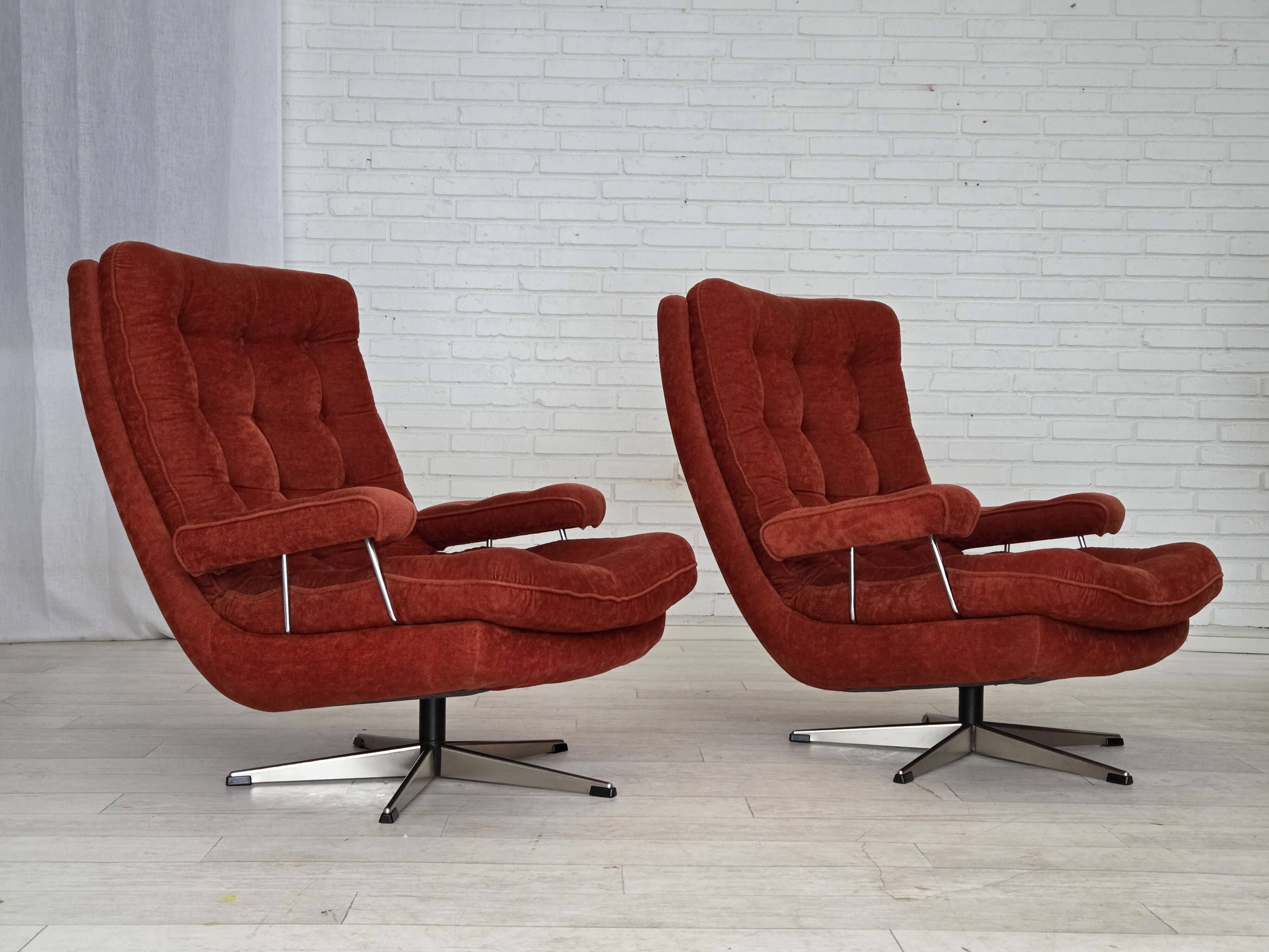 1970s, Swedish swivel armchair by Ulferts Sweden, furniture velour.