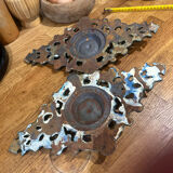 Set of 2 decorative cast iron rosettes