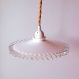 Suspension in pleated white opaline