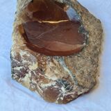 Empty pockets alabaster natural stone