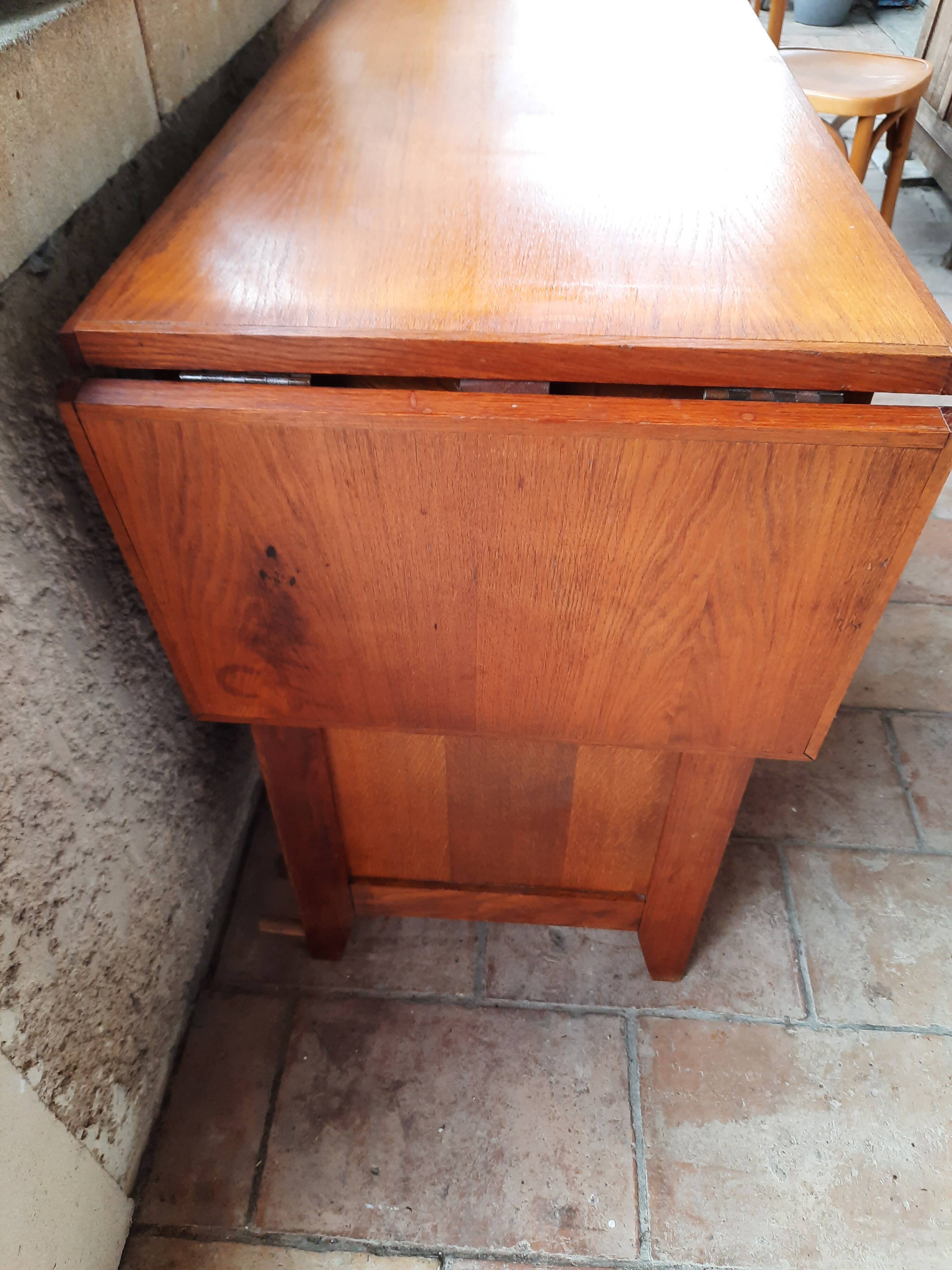 Petit bureau années 60