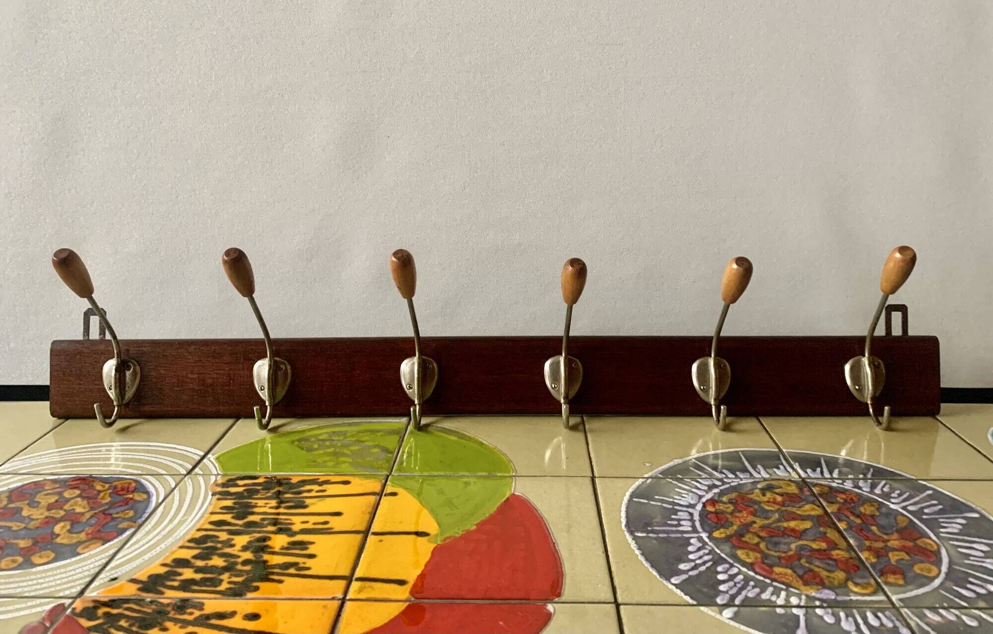 Vintage wooden wall coat rack - 6 hooks