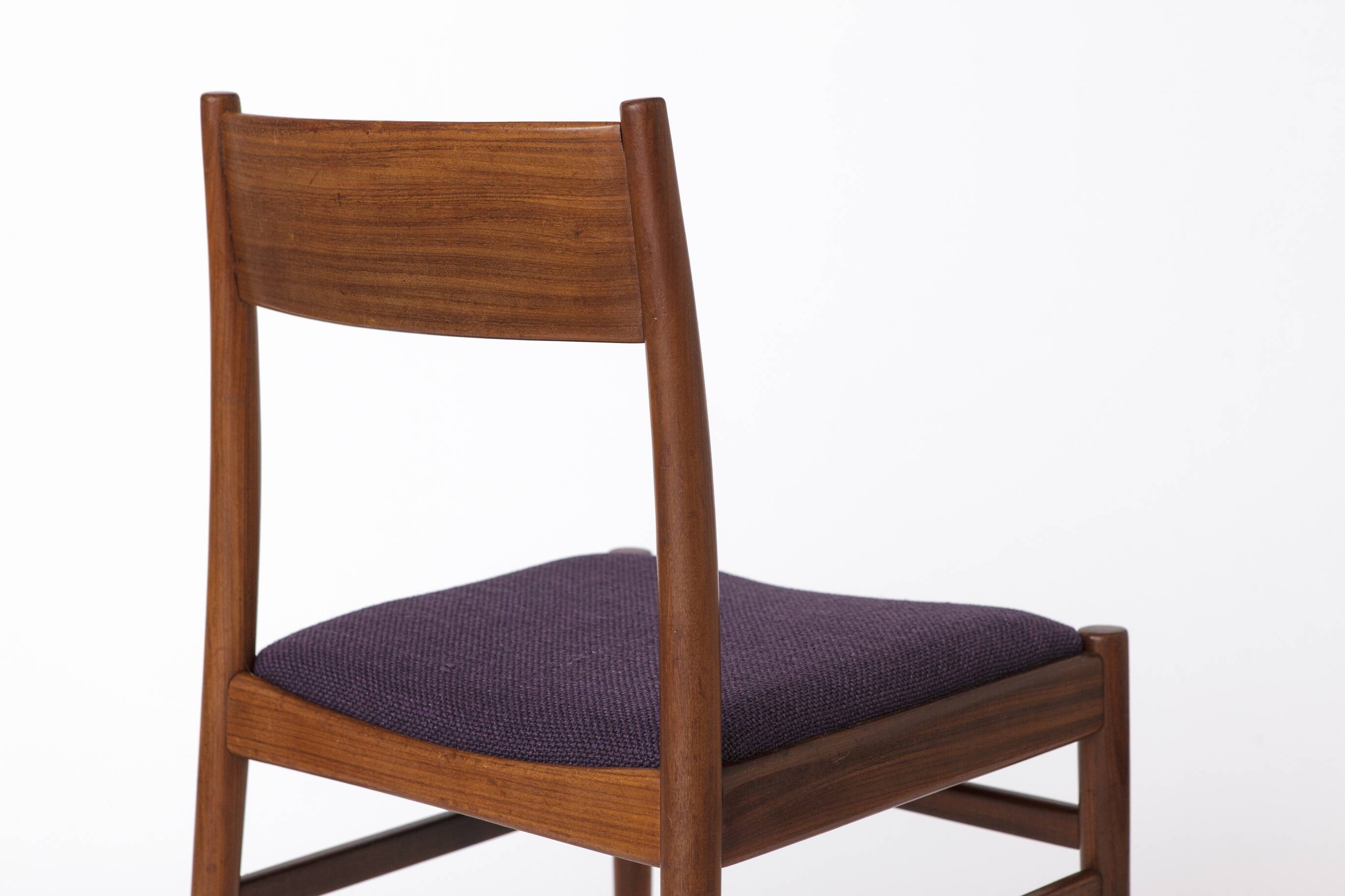 1 of 5 Danish Chairs 1960s - Teak Vintage