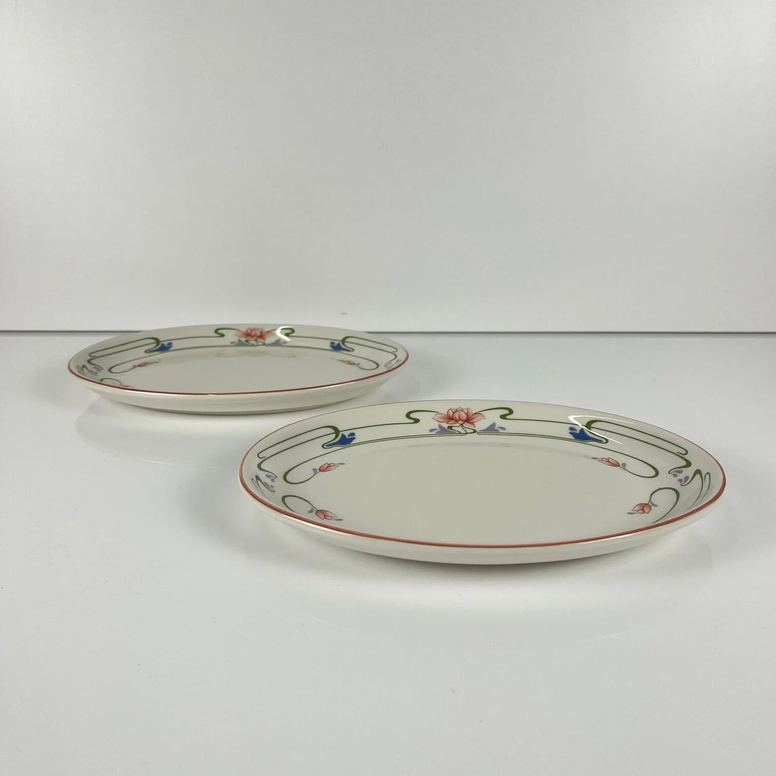 Villeroy & Boch duo of dishes, model "Florida"