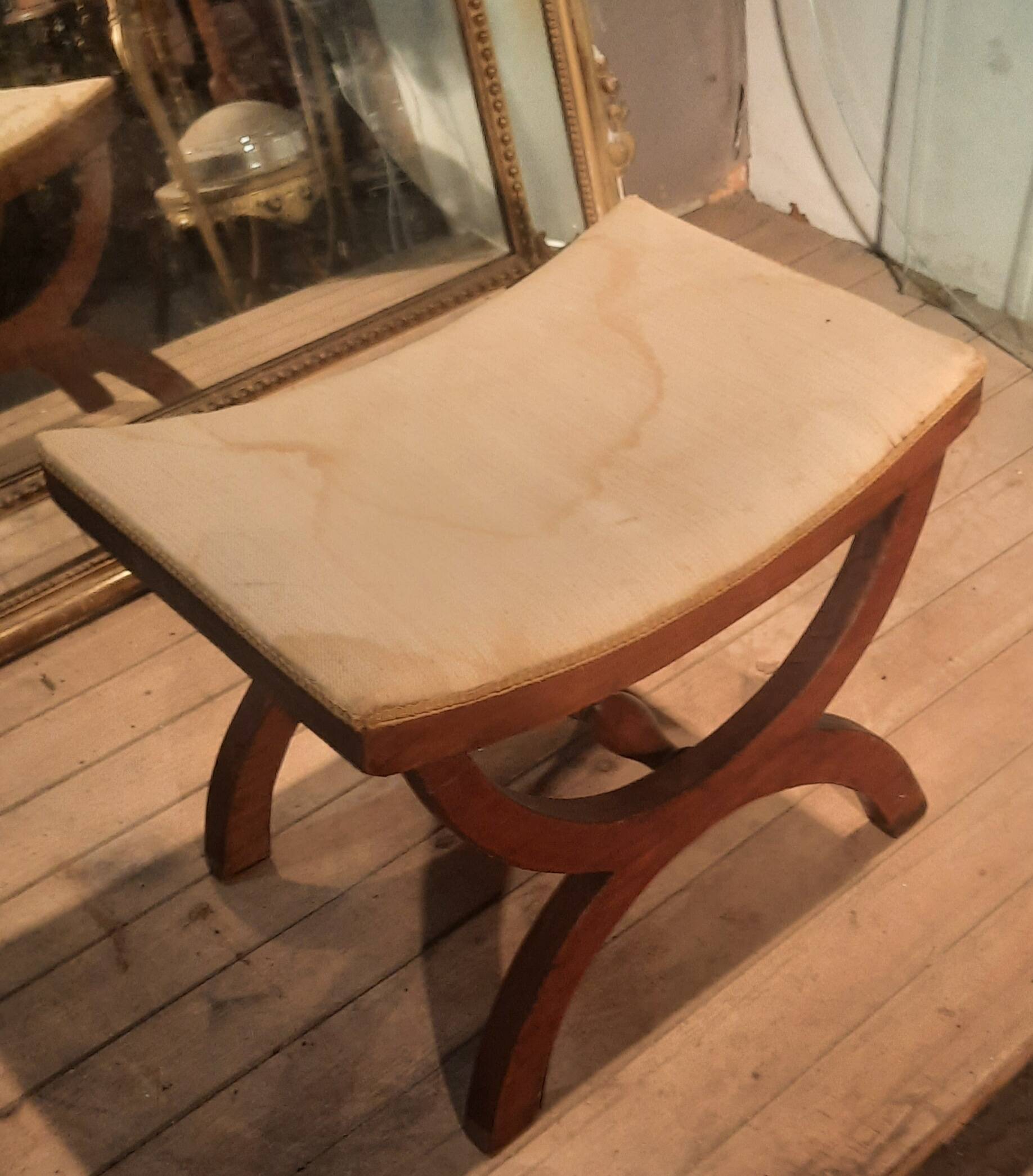 Stool X from the nineteenth century