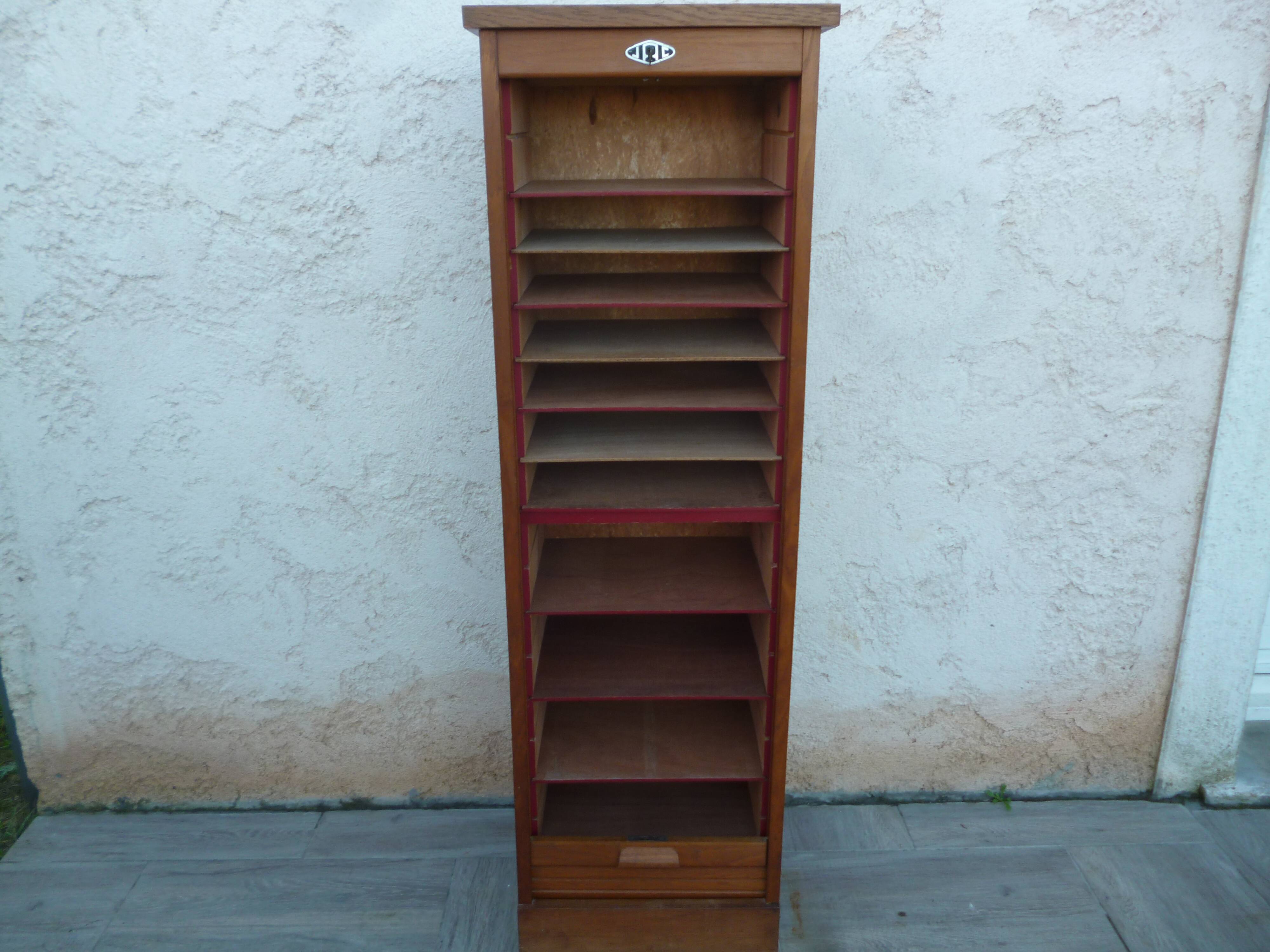 Vintage oak curtain binder